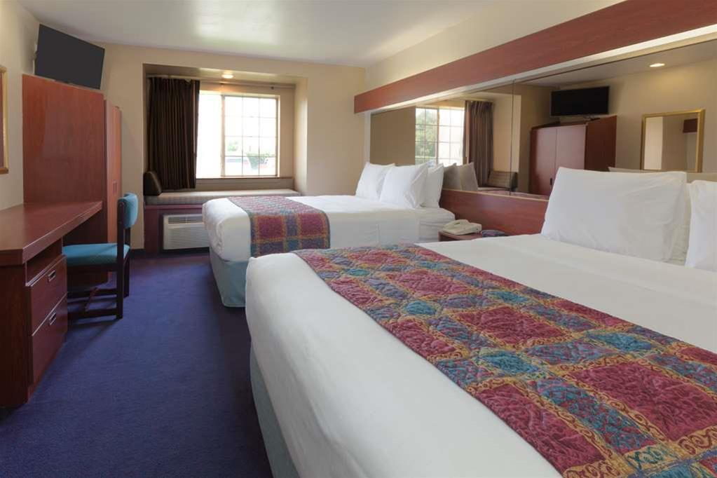 Quality Inn & Suites North Mesquite I-30 מראה חיצוני תמונה